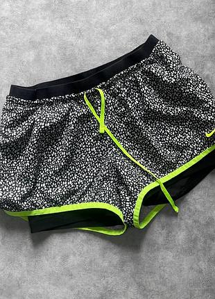 Шорты nike