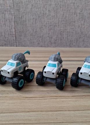 Металеві машинки блиск і чудо машинки blaze & the monster machines
