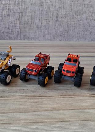 Металеві машинки блиск і чудо машинки blaze & the monster machines