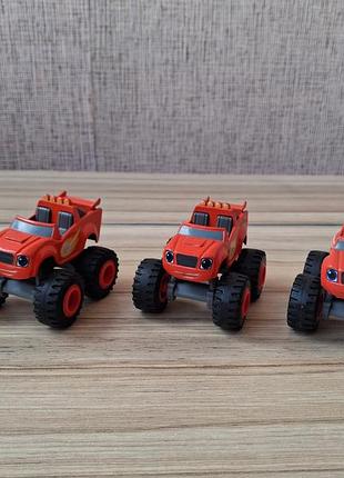 Металеві машинки блиск і чудо машинки blaze & the monster machines
