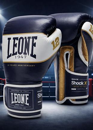 Боксерські рукавички leone shock x blue 14 ун. з натуральної волової шкіри eva піно-гелеве наповнення лімітована серія