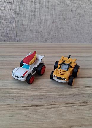 Металеві машинки блиск і чудо машинки blaze & the monster machines