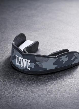 Боксерская капа leone titan camo grey профессиональная защита челюсти в камуфляжном дизайне