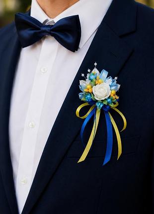 Свадебная бутоньерка в украинском стиле