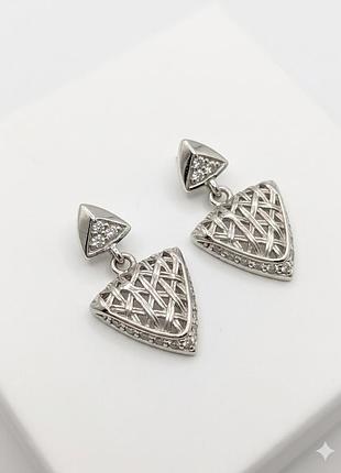 Серебряные серьги треугольник