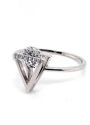 Серебряное кольцо с большим камнем. 17, 17.5