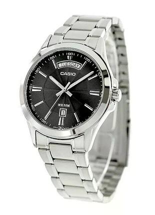 Чоловічий годинник casio mtp-1381d-8a, кварцовий, сталевий браслет, wr 50 м