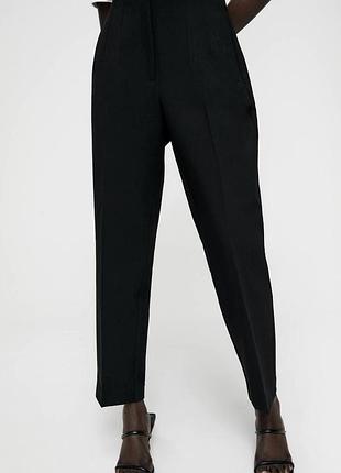 Базові стильні брюки від zara, xs