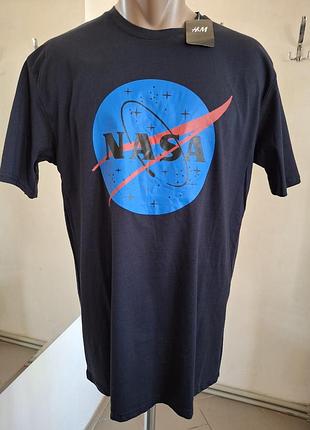 Черная мужская футболка h&amp;m с принтом логотипа nasa на груди. 100% бавовна