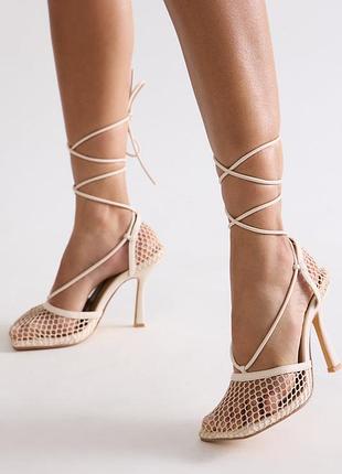Босоніжки сіточка бежеві bottega veneta