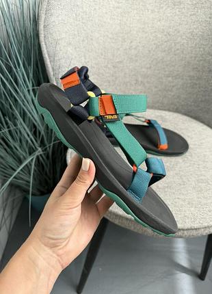 Teva hurricane xlt2 універсальні сандалі