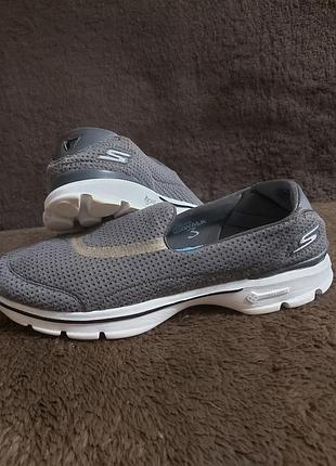 Жіночі мокасини, кросівки жіночі від skechers go walk 3. розмір пишуть 38.