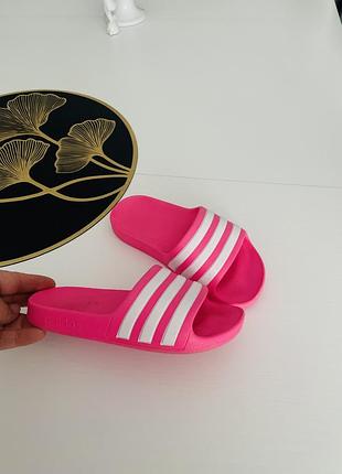 Шльопанці adidas для дівчинки! 2