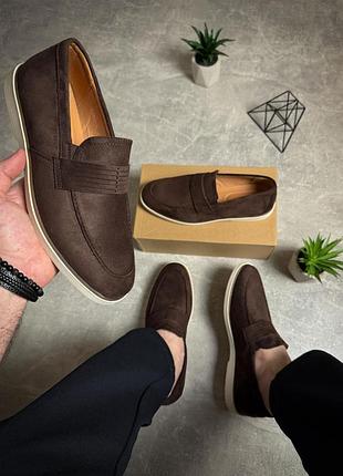 Класичні коричневі лофери 40