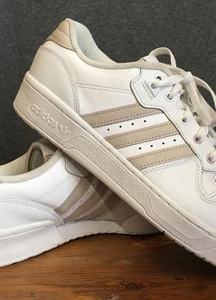 Кросівки adidas rivalry