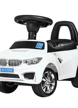 Каталка толокар зі світлозвучними ефектами для дітей 63,5 см біла bmw mc-8156