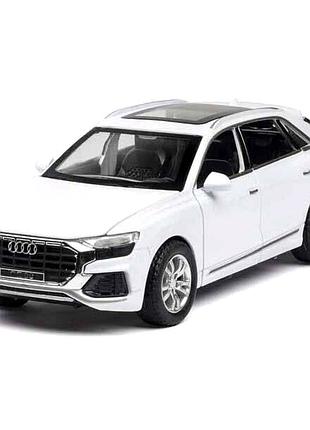 Игрушка внедорожник audi q8 1:24 инерционная со световыми эффектами металлическая белая mc-10046