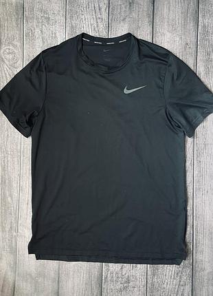 Чоловіча спортивна футболка ⁠nike