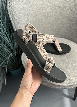 Teva original universal
чоловічі 3