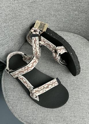 Teva original universal
чоловічі