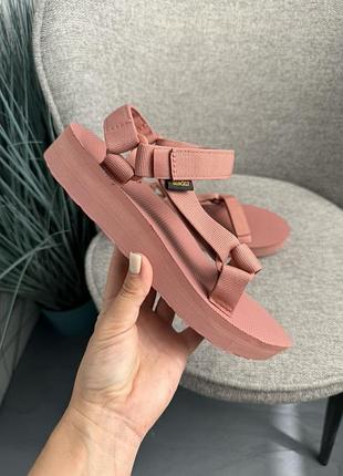 Teva midform universal у кольорі desert sand