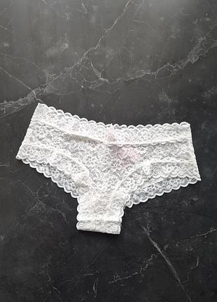 Механцы кружевные белые, от бренда victoria’s secret. оригинал. 3d кружево. чики