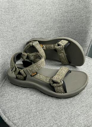 Teva hurricane xlt2 4