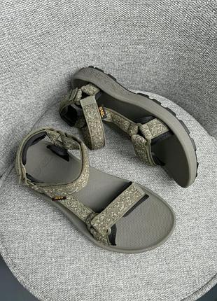 Teva hurricane xlt2 3