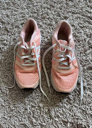 Кросівки жіночі new balance 38 розмір колір персиковий