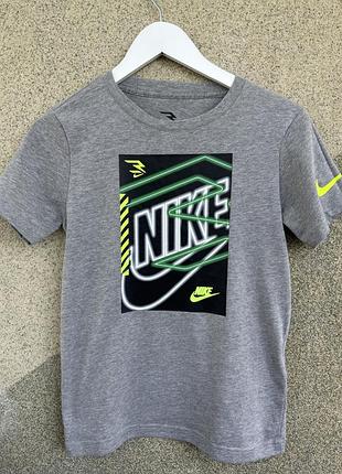 Футболка nike 3brand с неоновым принтом 10/12 років