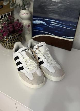 Нові кросівки adidas barreda ih1229, оригінал, 39⅓ (24,5 см)