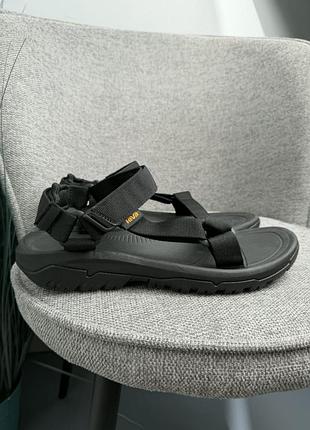 Teva hurricane xlt2 3