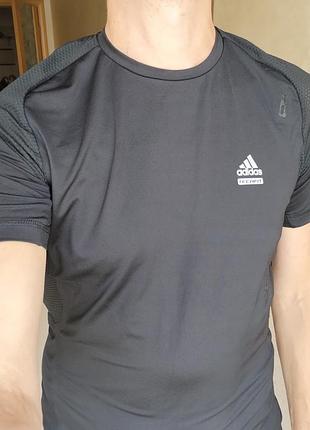 Новая мужская спортивная компрессионная футболка adidas techfit usl s/s