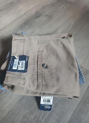 Отличные брюки на мальчика ( 12 на бирке)
Tommy hilfiger оригинал