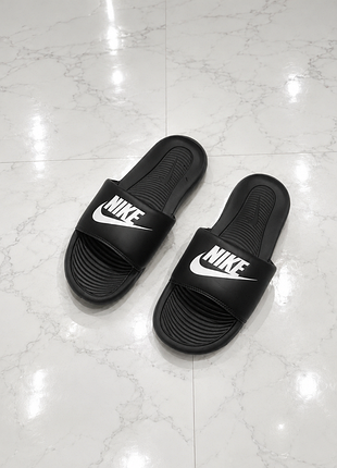 Чоловічі, жіночі шльопанці бренд оригінал nike. р. 39 (26.5 см)