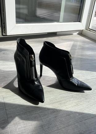 Ботильони гострий ніс шпилька шкірзам zara р.38-39