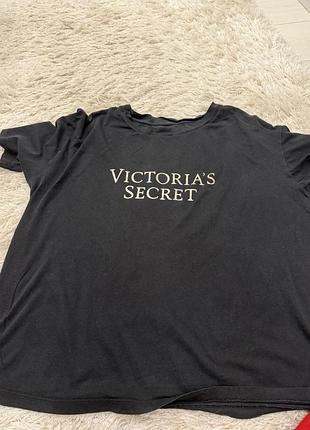 Лот з 2х футболок victoria’s secret оригінал 💯 котон