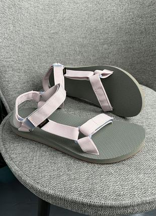 Teva original universal у кольорі whisper multi 4