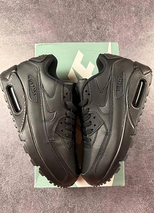 Стильні кросівки nike air max 90 black