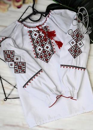 Вышиванка на девочку “звезда”