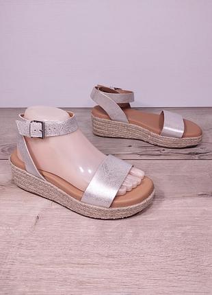 Сандалии босоножки clarks 38р