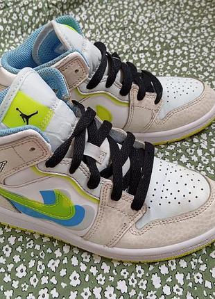 Оригінальні кросівки nike air jordan 1 mid se "warped swoosh" | розмір 13.5c (20.5 см)