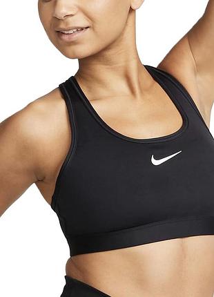 Спортивнмй топ nike розмір s
