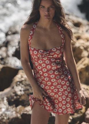 Коротка сукня хальтер з квітами zara