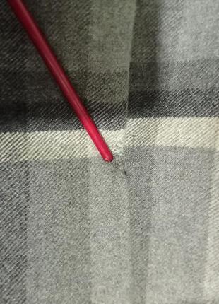 Шерстяная длинная клетчатая со складками теплая из отборной шерсти юбка в оттенках серого.6 фото