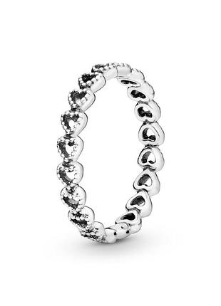 Кольцо pandora "полоса сердец" 190980 58