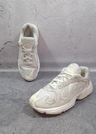 Кросівки adidas yung-1 замшеві черевики ozelle ozweego yung 96