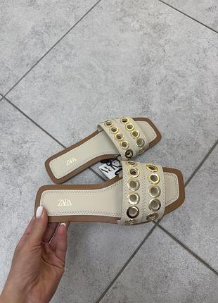 Шльопки zara