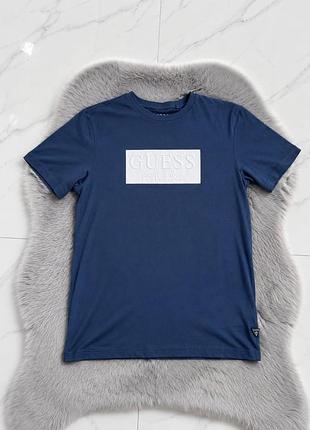 Стильна футболка від guess. оригінал. р. м