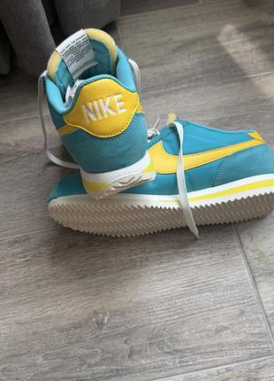 Кросівки nike тканина